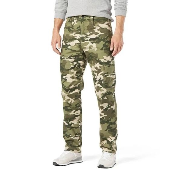 NWT Signature by Levi Strauss & Co.™ Men's Comfort Utility Pants Camo 32X32 - Picture 1 of 12